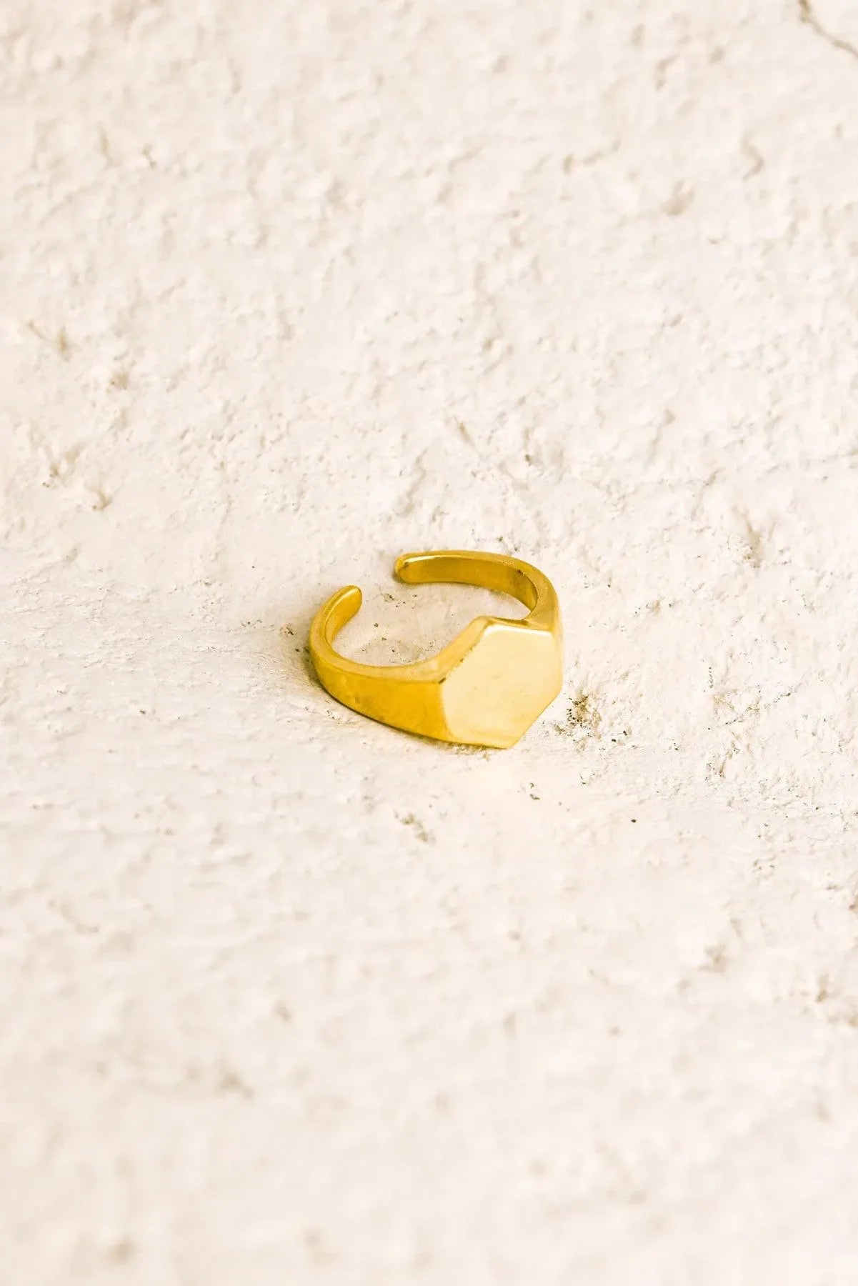 Metallic Hexagon Signet Fashion Ring