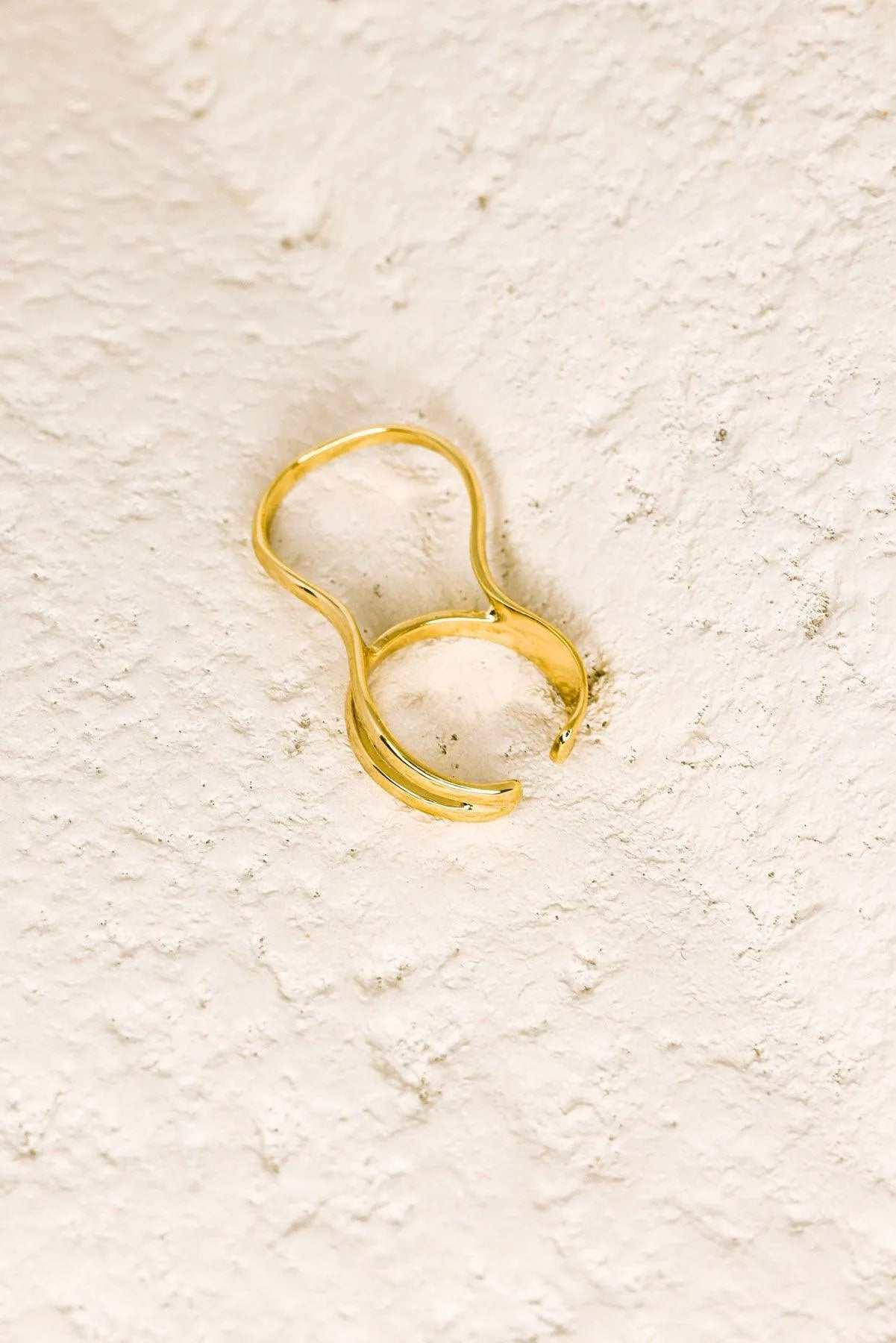 Wavy Double Finger Gold Ring
