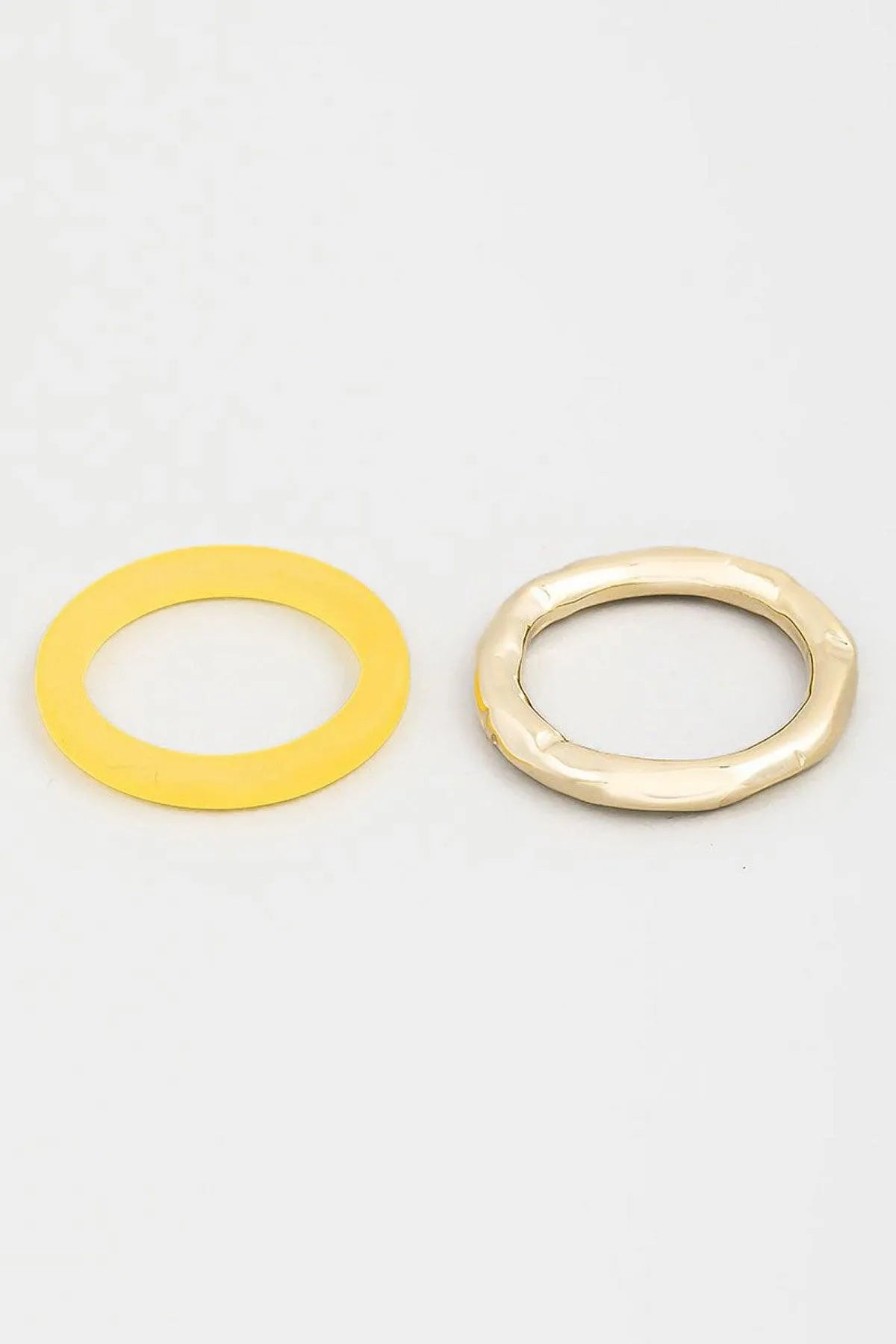 Vintage Style Metallic Acrylic Resin Ring Set